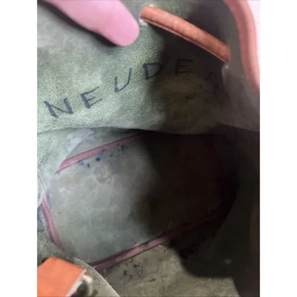 Vintage Dooney & Bourke Green All Weather Pebbled Leather Drawstring Bucket Bag - Picture 14 of 16